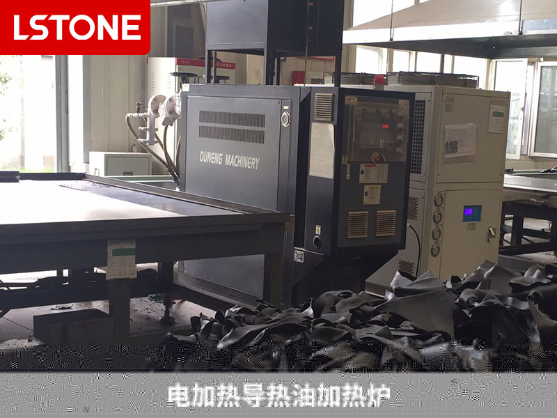 汽車零部件生產(chǎn),電加熱導(dǎo)熱油加熱爐實(shí)現(xiàn)高品質(zhì)制造