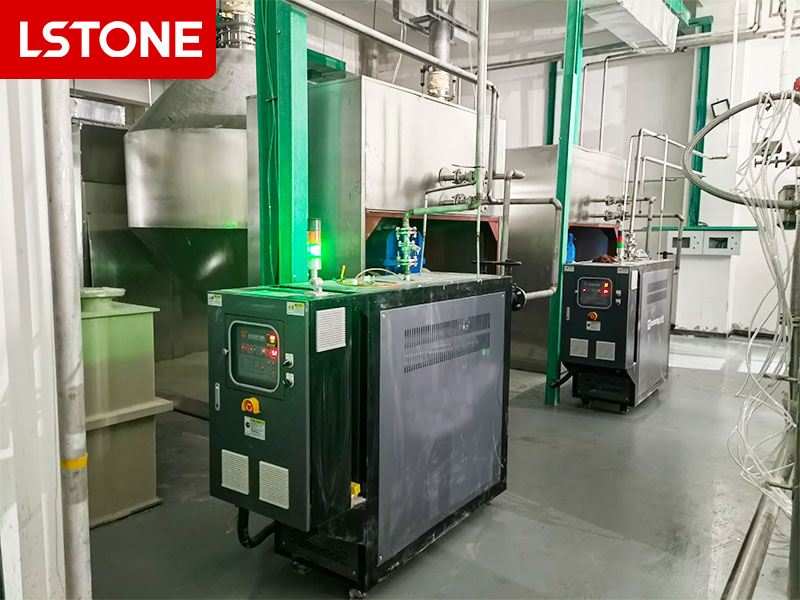 磷酸鐵鋰雙錐干燥機油溫機,為鋰材生產保駕護航